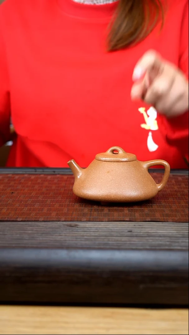 【闪购商品】紫砂茶壶lcm 黄降坡 子冶石瓢 微瑕不退不换