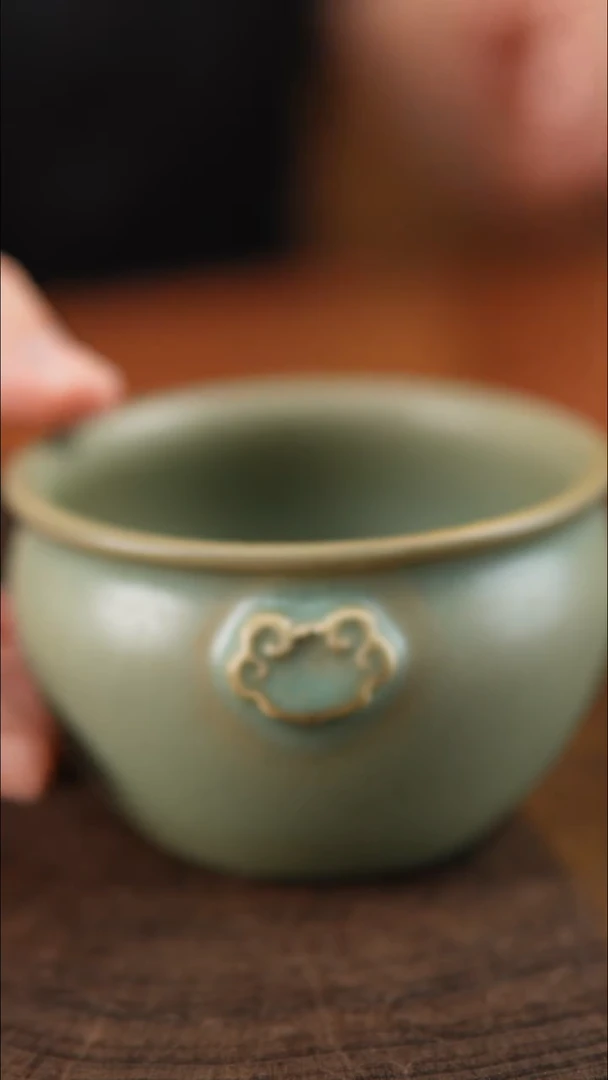 汝瓷 柴烧祥云缸杯  微瑕