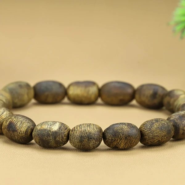 沉香[山山珠宝]沉香小随型手串8265多样性发一件