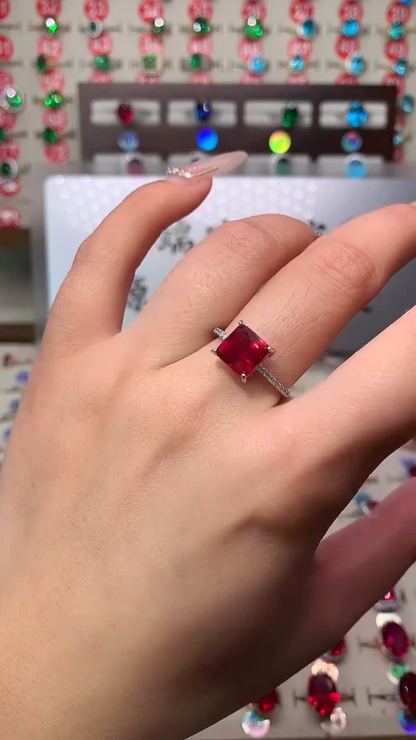 银S925镶嵌戒指红宝石方8*8 酒红 银托