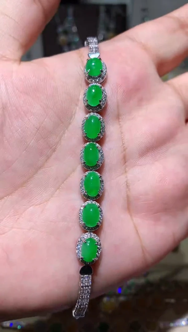 翡翠未镶嵌耳饰手链