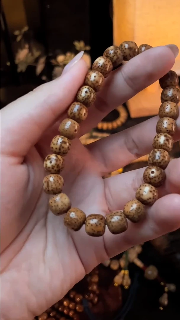 手串星月菩提精工级浅珀花皮桶珠手串（B）