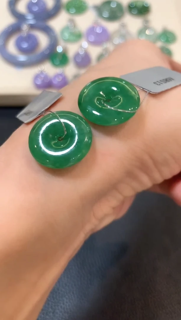 翡翠未镶嵌吊坠(不含链)b6多样性一件发货不退换