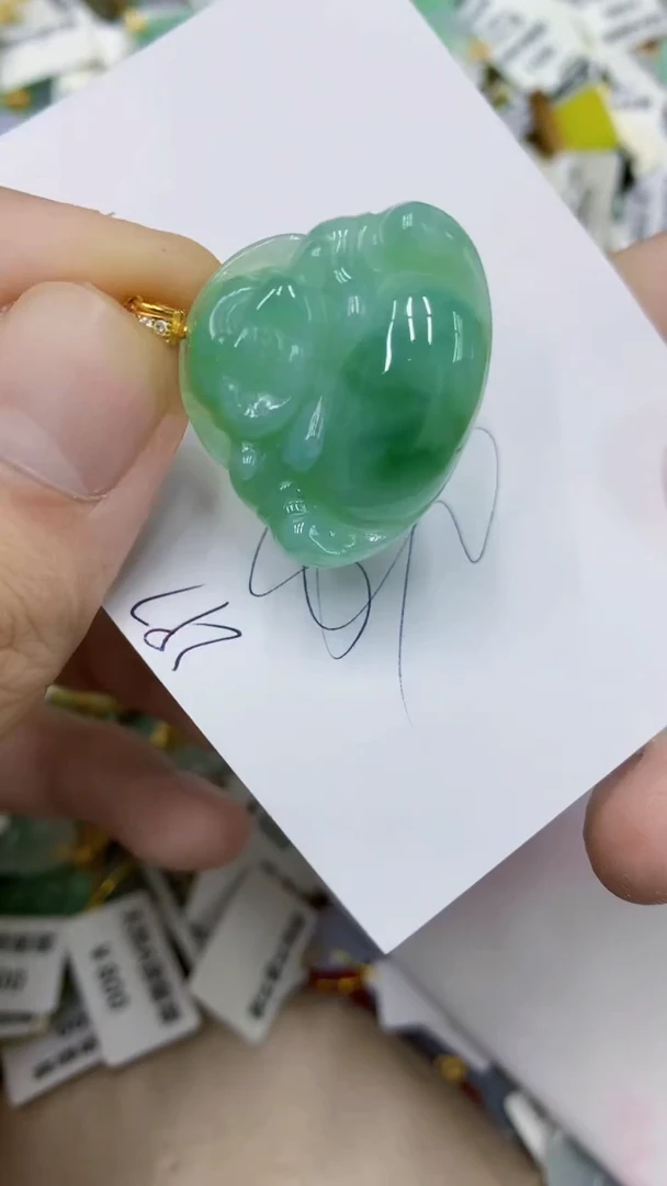 颈饰未镶嵌翡翠1111111111