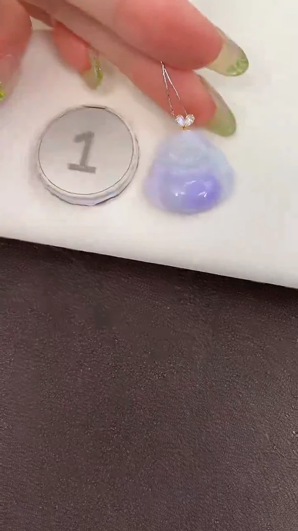 颈饰18K金镶嵌翡翠天然缅甸a货翡翠