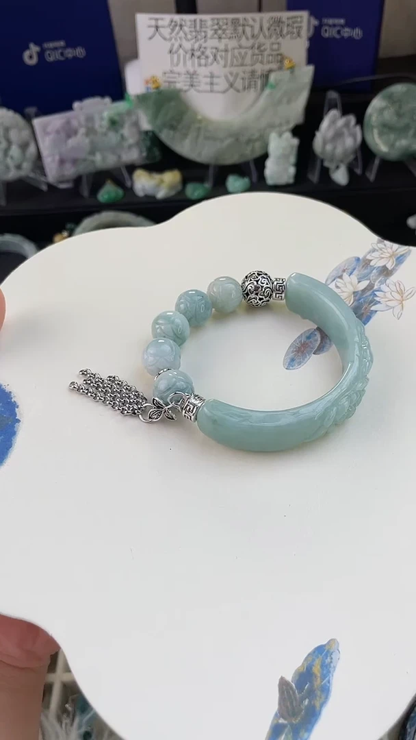 未镶嵌手链翡翠满****:手工定制默认微瑕主播介绍为准