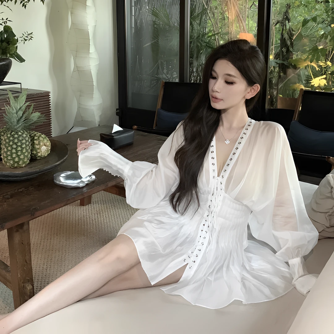 性感重工V领蓬松感衬衫裙廓形抽绳灯笼袖绑带收腰连衣裙显瘦短裙