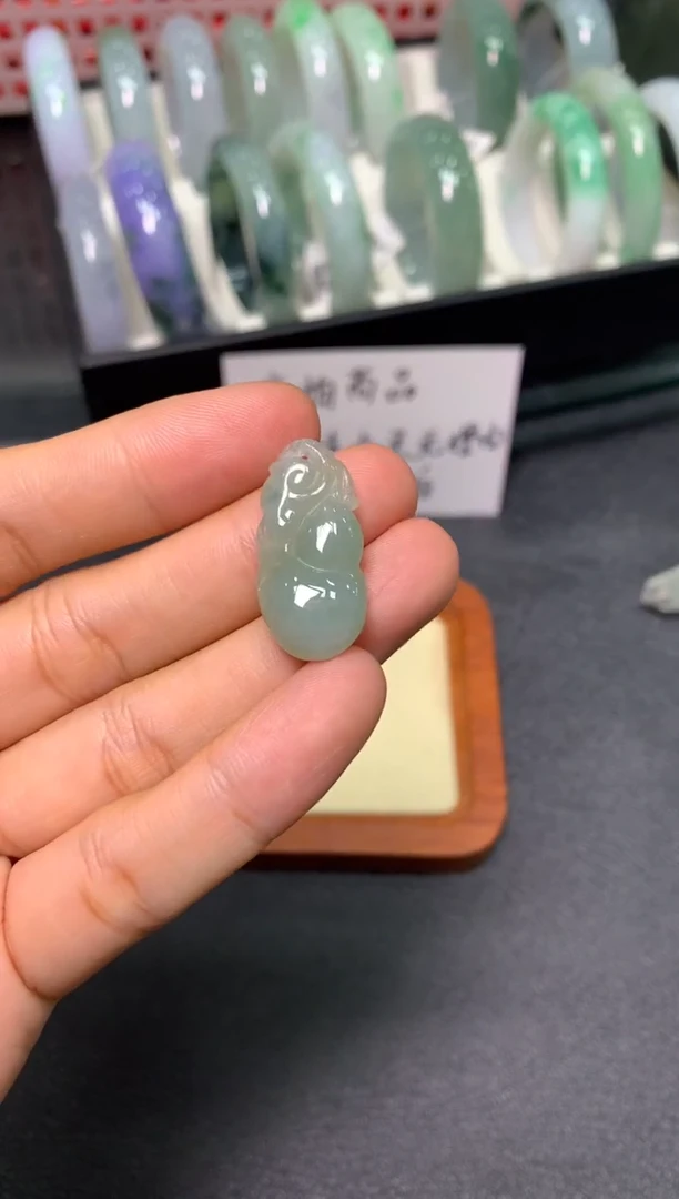 颈饰未镶嵌翡翠/潘12/25--竞拍8
