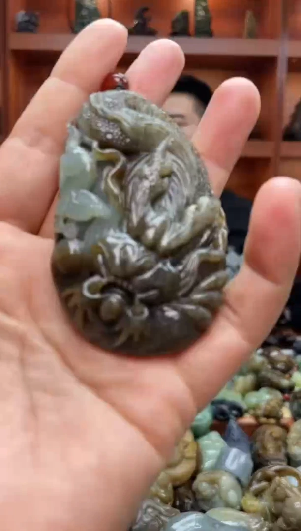 未镶嵌和田玉把件1