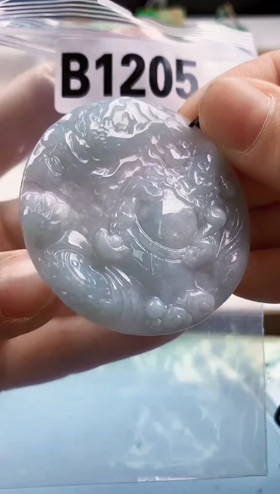 翡翠未镶嵌颈饰天然翡翠吊坠挂件