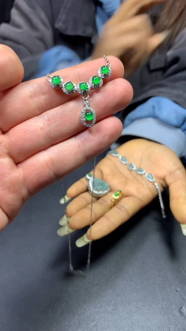 【闪购商品】翡翠项链未镶嵌1035032794/多样性发一