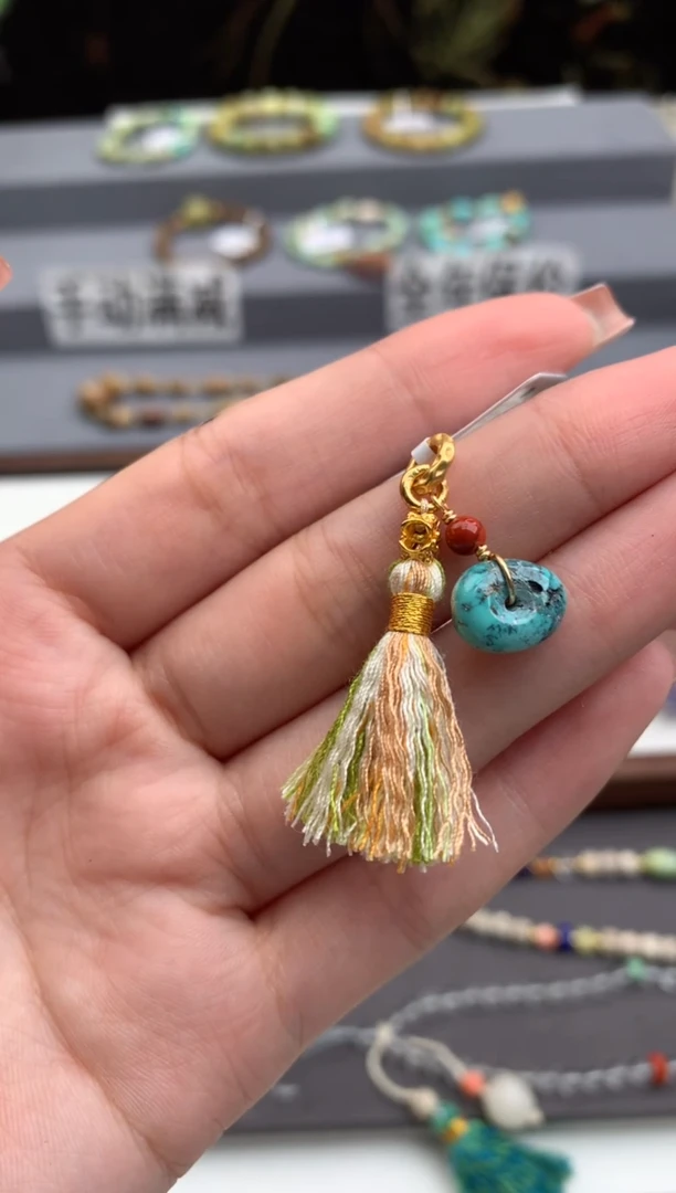 未镶嵌挂件南红玛瑙茜.D207