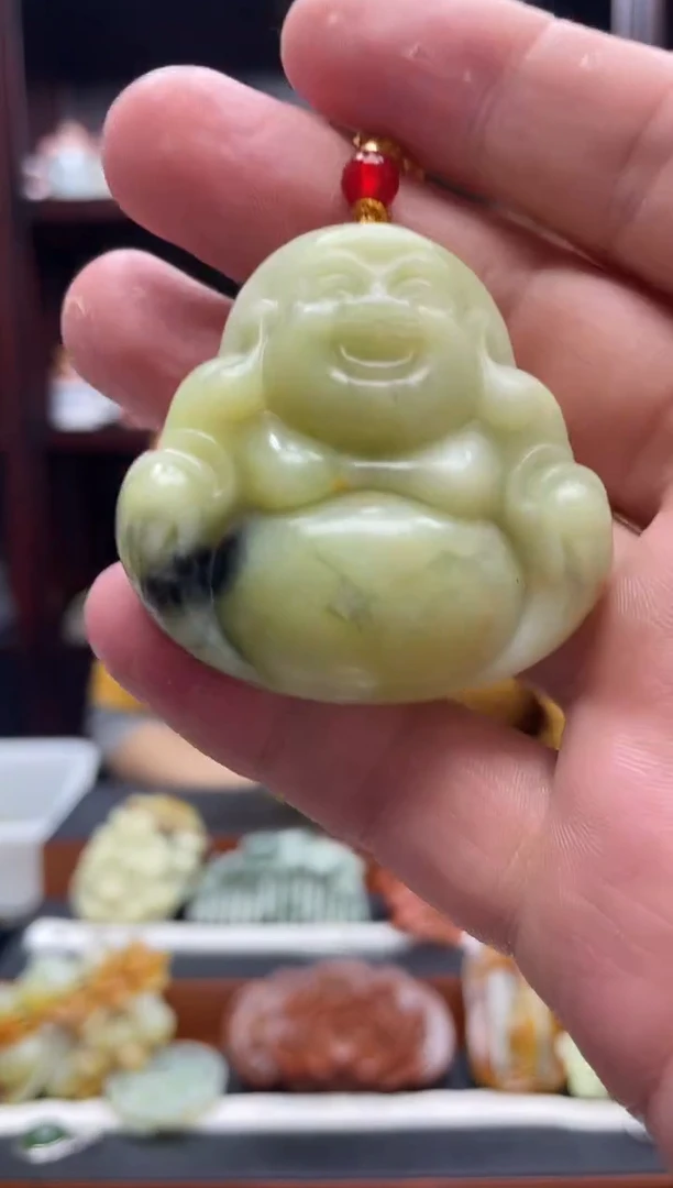 岫玉未镶嵌吊坠·