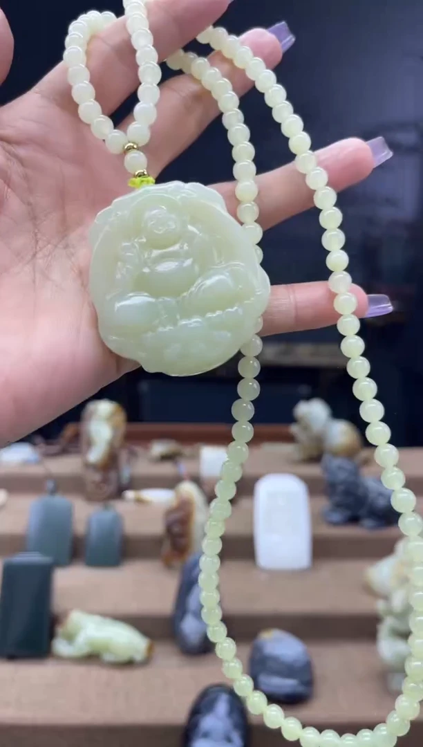 颈饰未镶嵌和田玉1