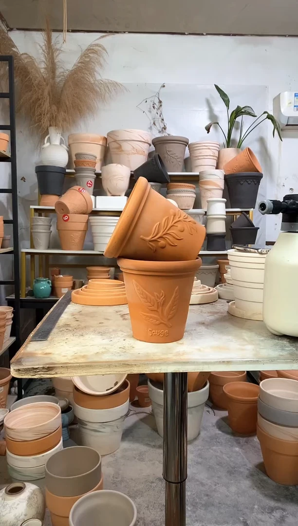 瑕疵无售后16*15红陶浮雕 1盆无托