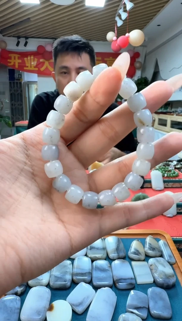 和田玉未镶嵌吊坠(不含链)手串