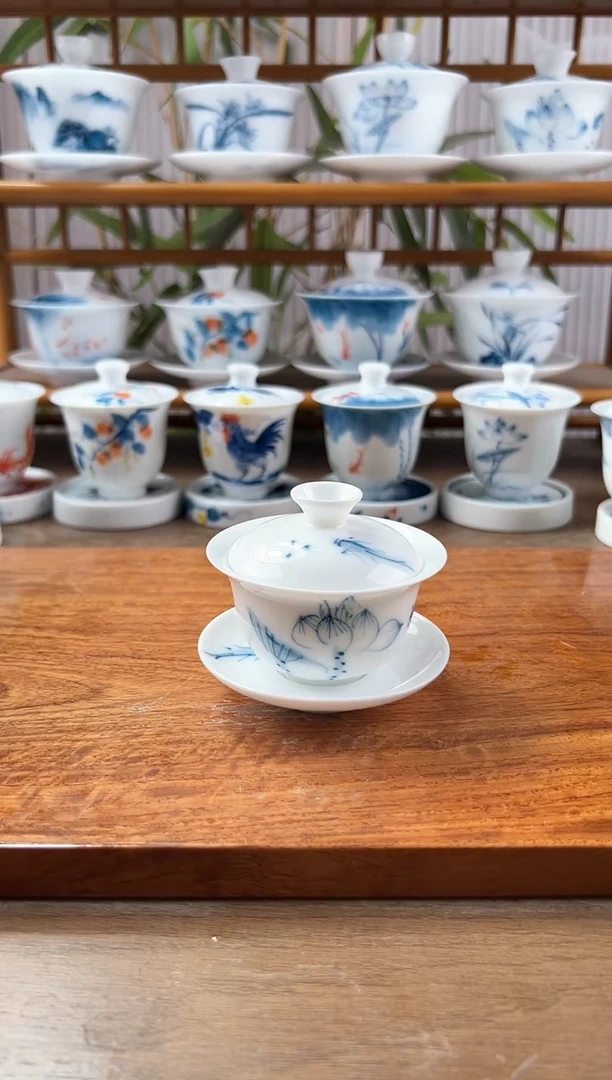 微瑕荷花鱼聚80ml三才盖碗