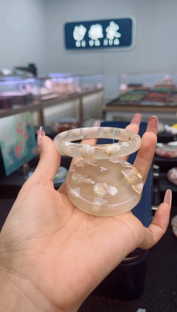 石英质玉手镯未镶嵌60圈口（赠品镯心）6806179