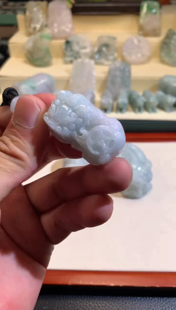 翡翠未镶嵌颈饰6/07/152