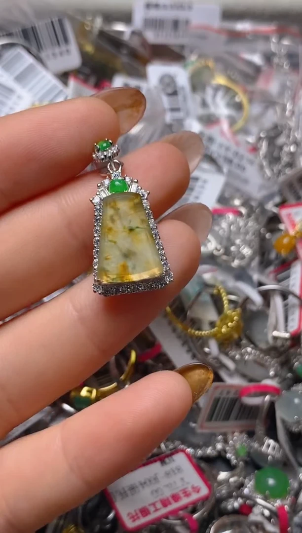 银S925镶嵌戒指翡翠百内无证书