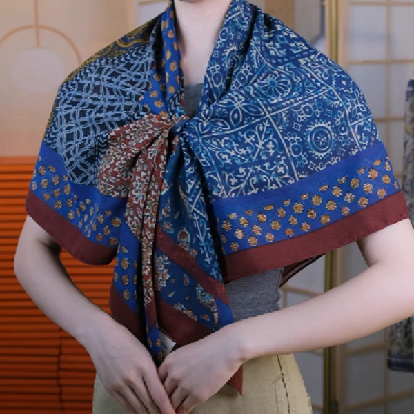 古城蓝【大方巾】新款亲肤气质款 天丝棉110x110cm