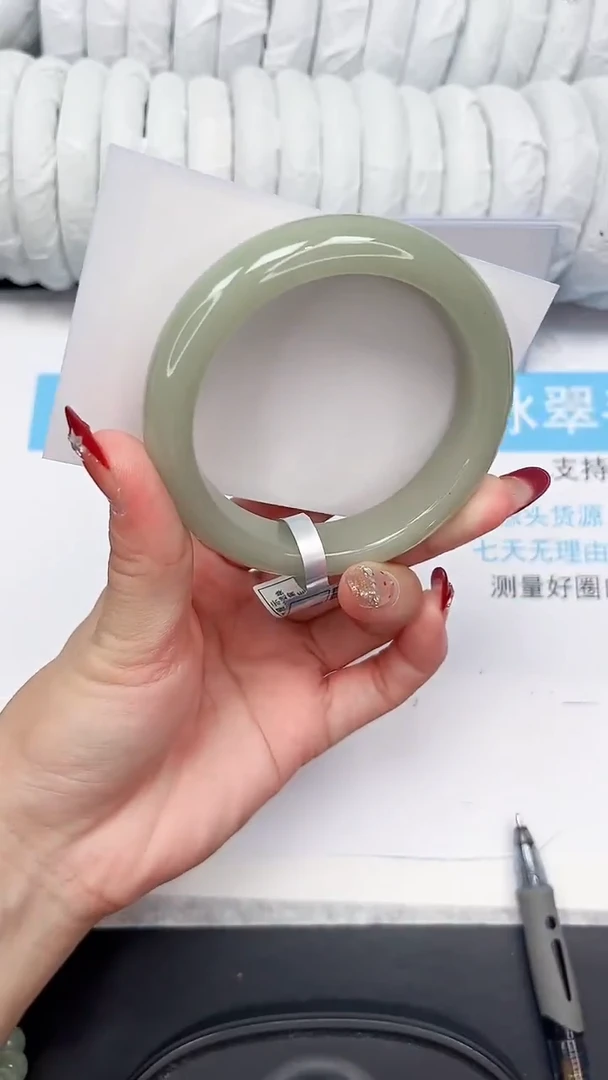 未镶嵌手镯石英质玉64-58.3D
