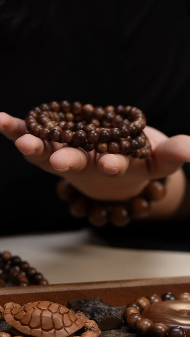 檀香木其他苏***桃高山老山檀香0.8圆珠多圈108颗