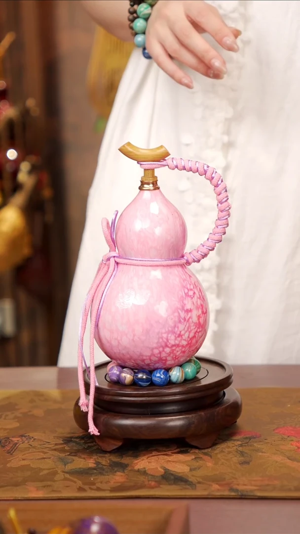 31易林漂漆酒葫芦------148