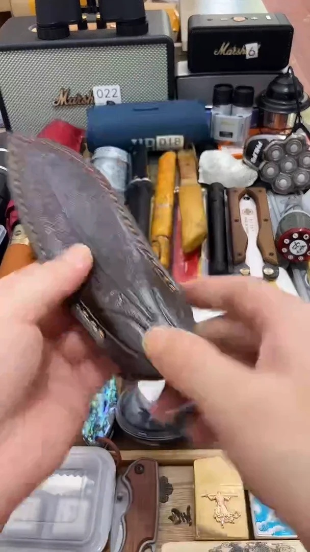 瓷片闪购商品 如图所示