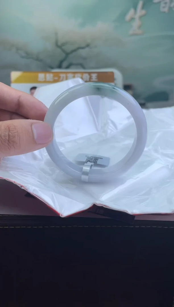 翡翠手镯未镶嵌20翡翠手镯