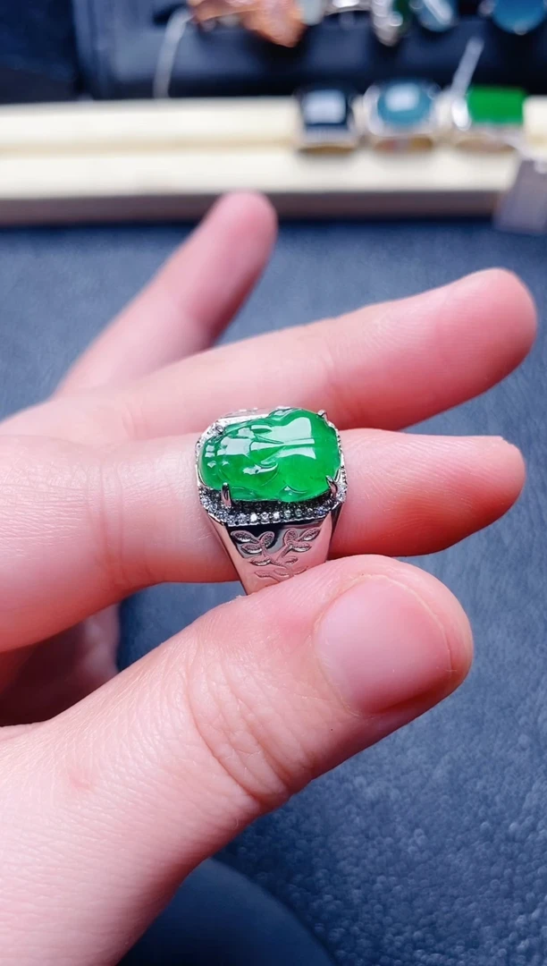 银S925镶嵌戒指翡翠111