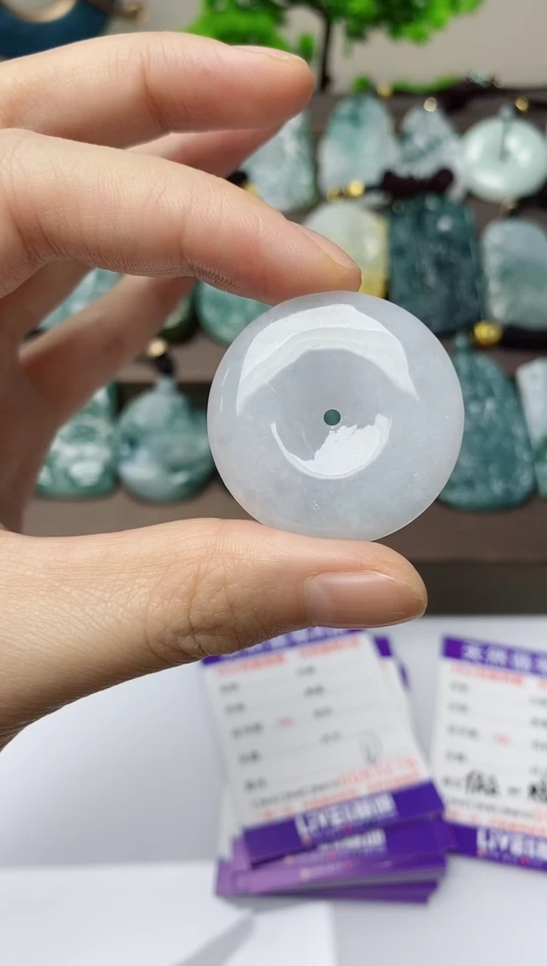 翡翠未镶嵌颈饰多样性一件发货