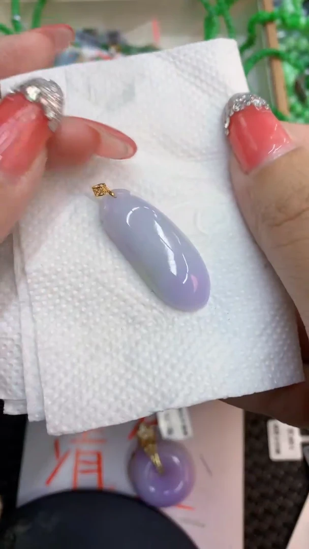 颈饰未镶嵌翡翠1