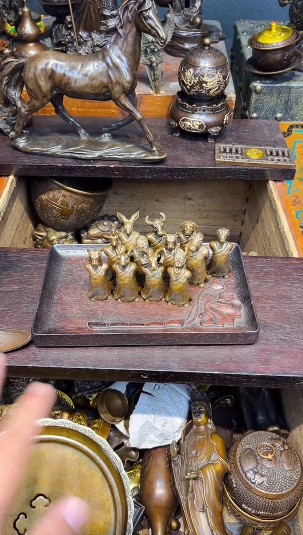 C泽泽古铜专属高端精品