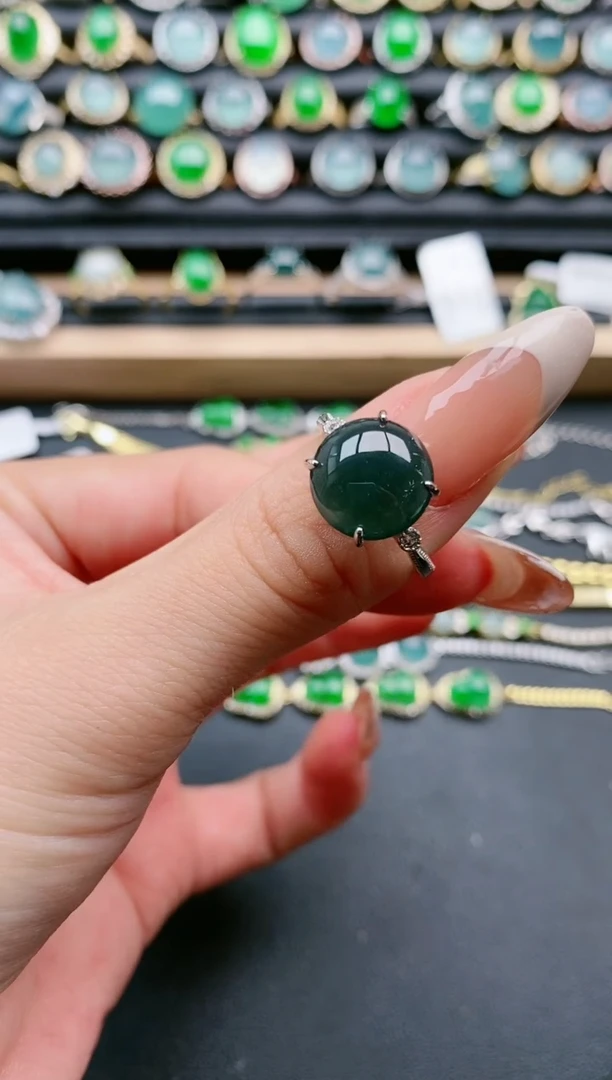 【闪购商品】翡翠戒指银S925镶嵌111111