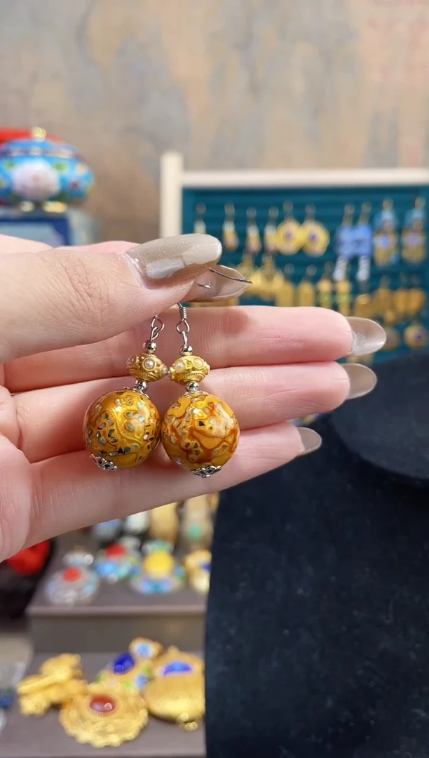 【闪购商品】非遗犀皮漆精品耳环黄色