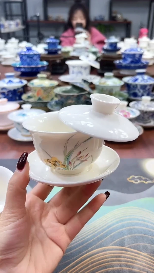 【闪购商品】小号蕙质兰心元宝盖碗