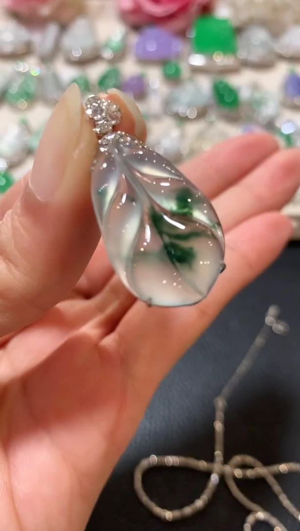 吊坠(不含链)18K金镶嵌翡翠z89