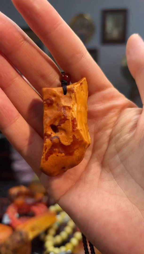 琥珀颈饰未镶嵌吊坠