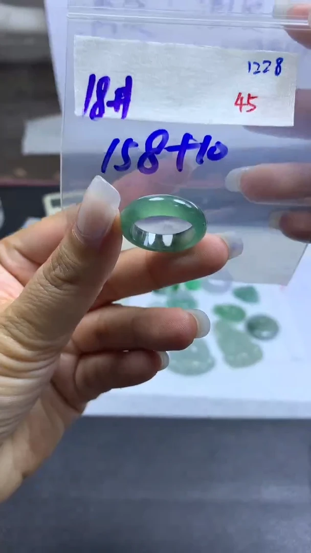 未镶嵌定制翡翠毛货需精细抛光拍一发一