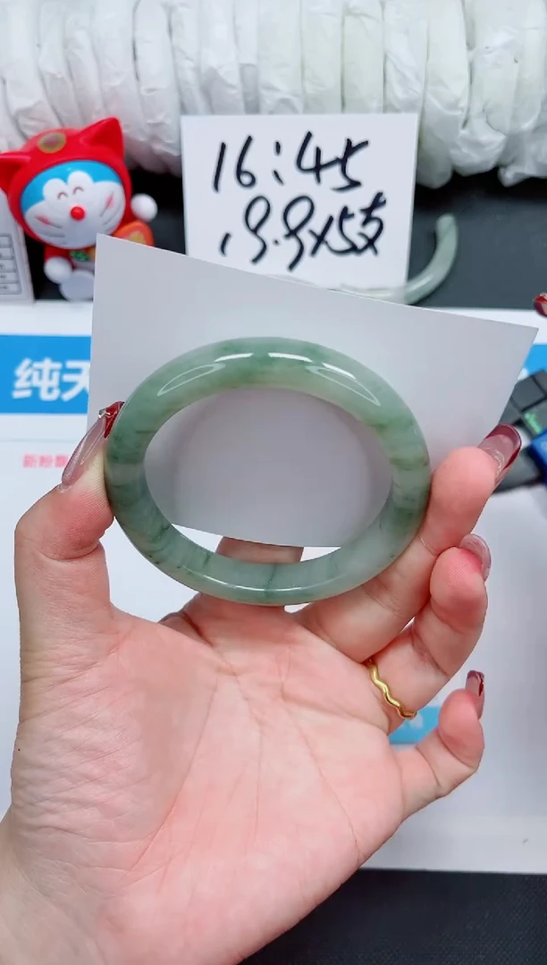 【闪购商品】石英质玉手镯未镶嵌127