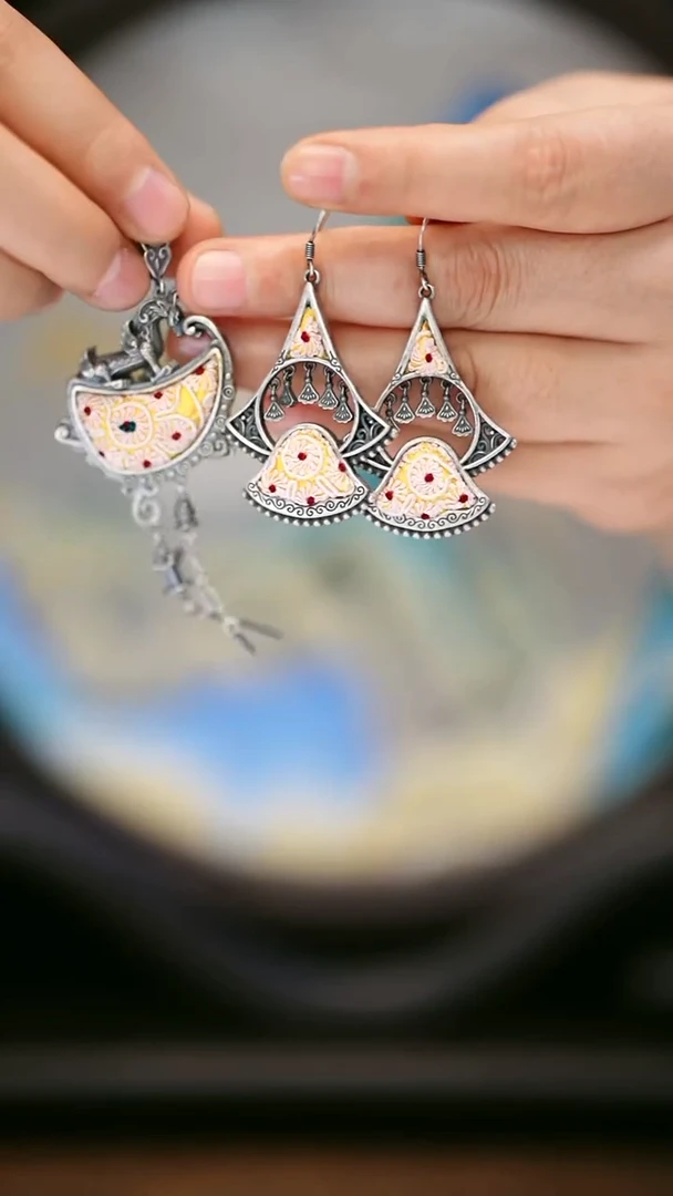 织绣39黔东南苗族刺绣