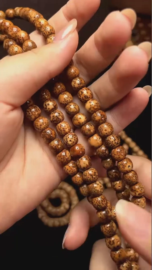 手串星月菩提精工级浅珀桶珠8*7长串（B）