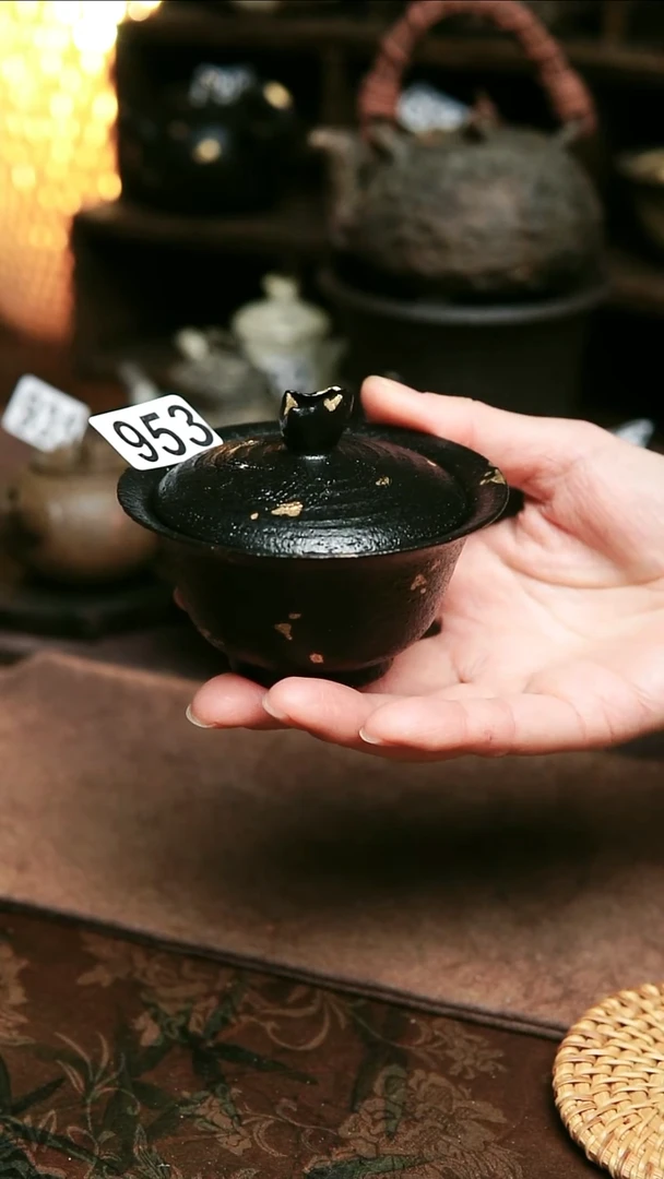 紫砂全手工黑金盖碗80毫升左右