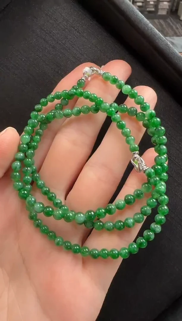 颈饰18K金镶嵌翡翠442玉珠一条