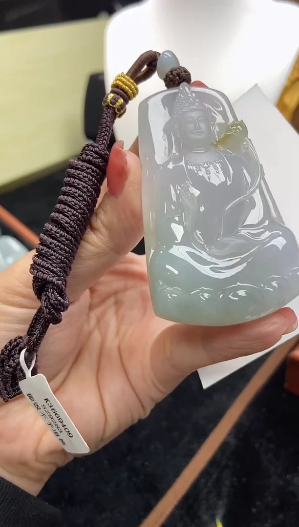 【闪购商品】翡翠颈饰未镶嵌缅甸天然翡翠