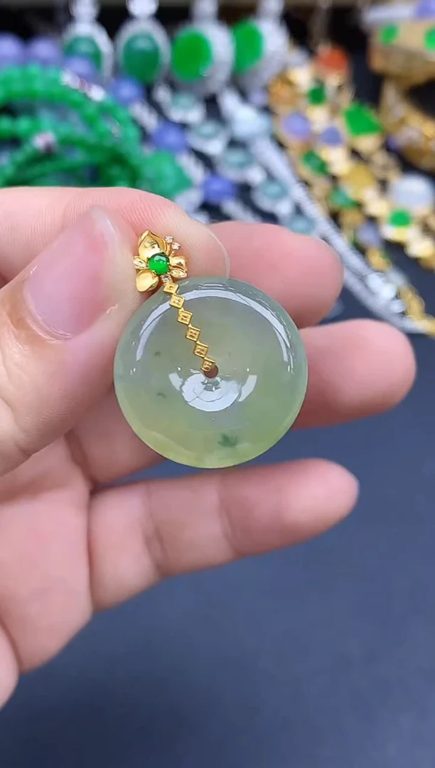 颈饰18K金镶嵌翡翠306-春日珠宝