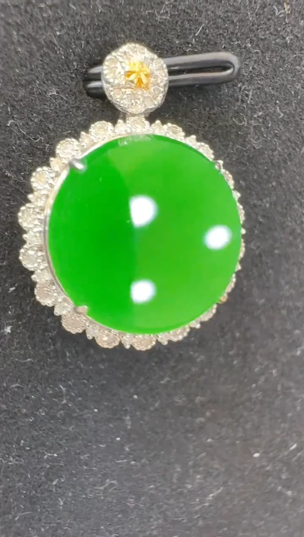 吊坠(不含链)18K金镶嵌翡翠多样性团购发一件