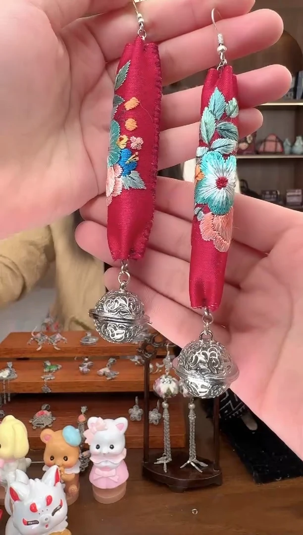 【闪购商品】织绣扶光苗绣传承22