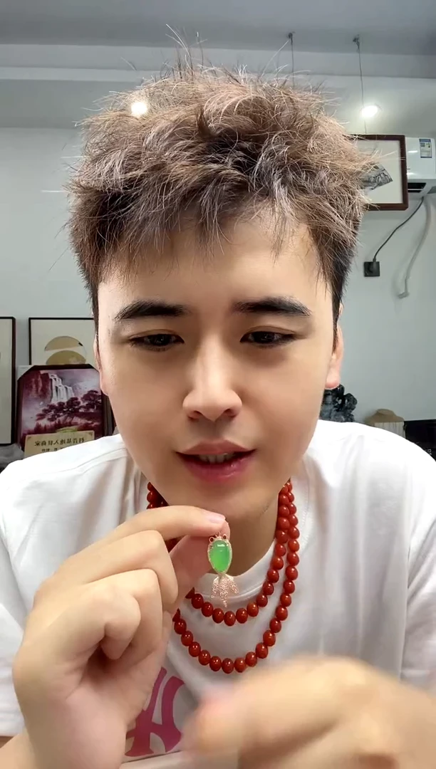 玛瑙/玉髓颈饰合金小金鱼吊坠